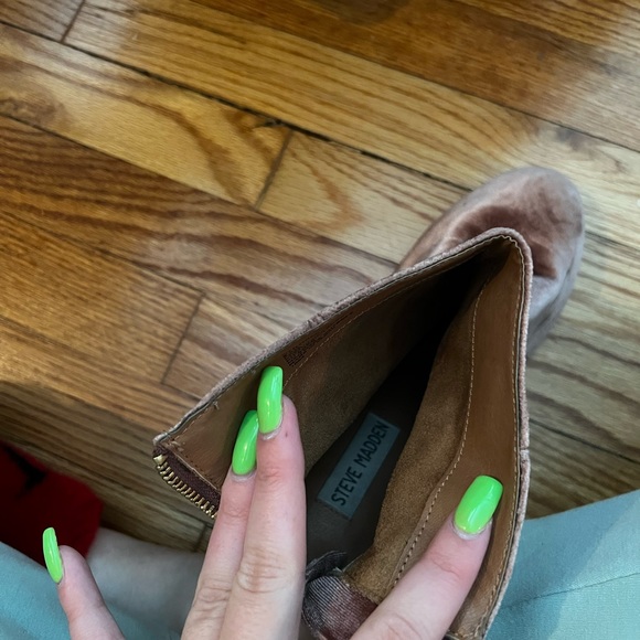 steve madden pink velvet booties - Picture 5 of 5